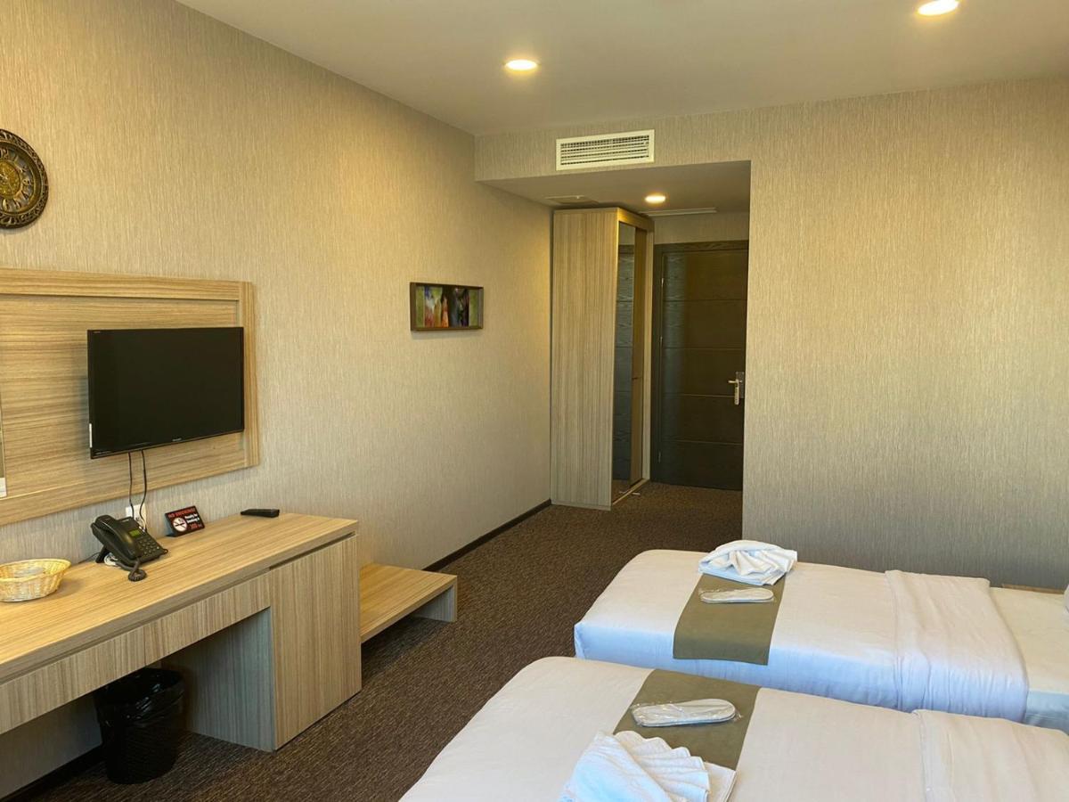 Tbt Hotel Tbilisi ภายนอก รูปภาพ