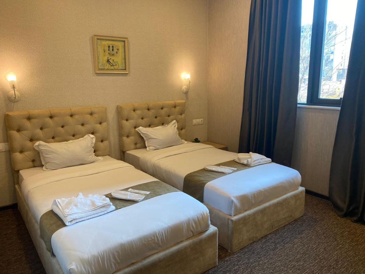Tbt Hotel Tbilisi ภายนอก รูปภาพ
