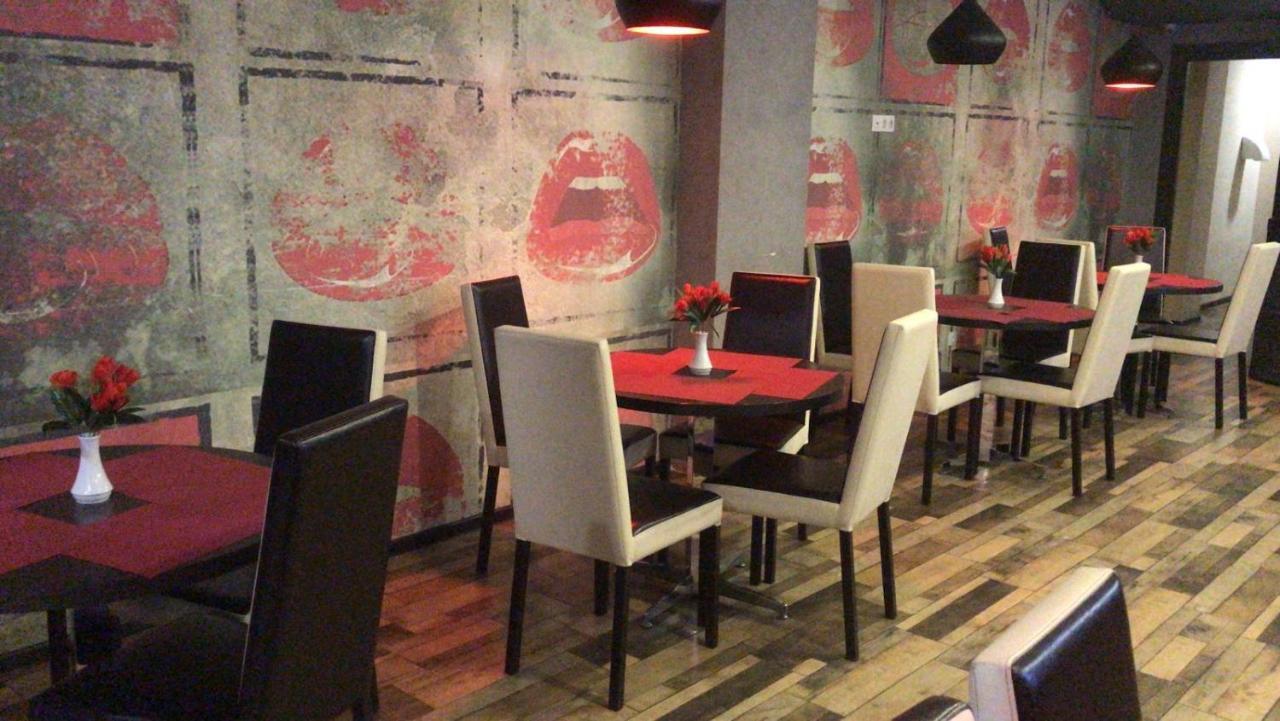 Tbt Hotel Tbilisi ภายนอก รูปภาพ