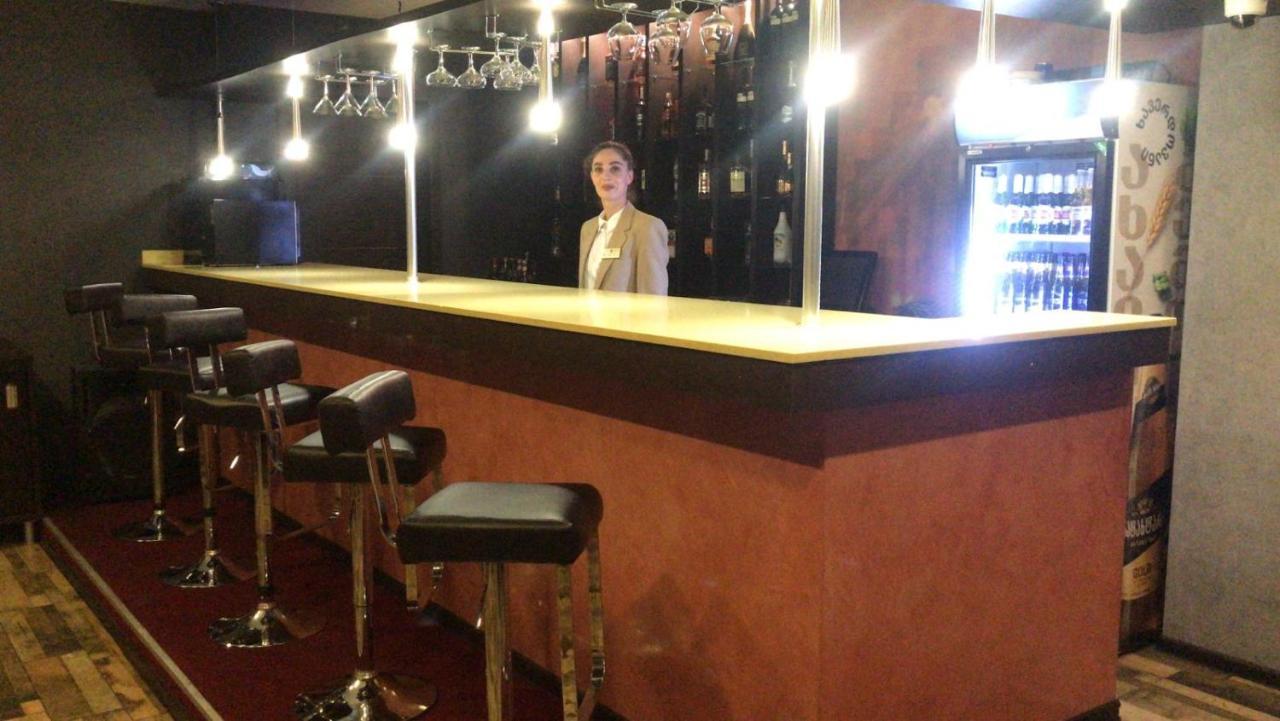 Tbt Hotel Tbilisi ภายนอก รูปภาพ