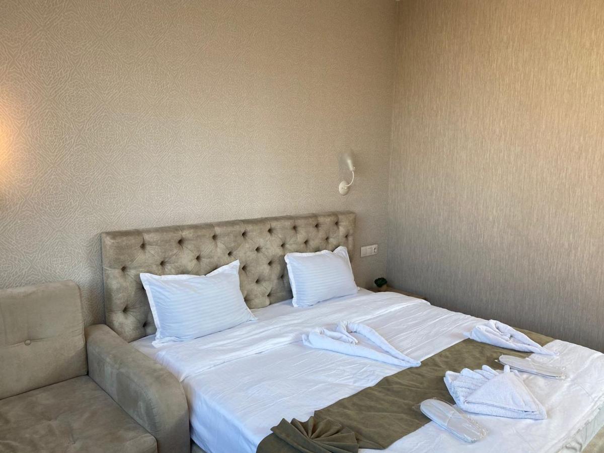 Tbt Hotel Tbilisi ภายนอก รูปภาพ